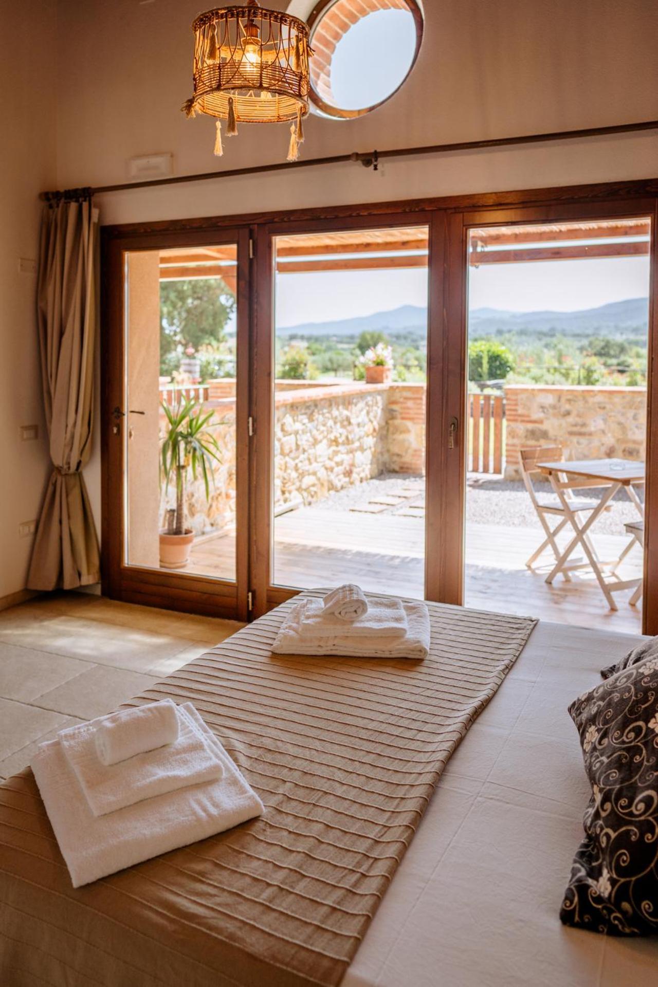 Agriturismo Giu Al Pozzo Gavorrano Bagian luar foto