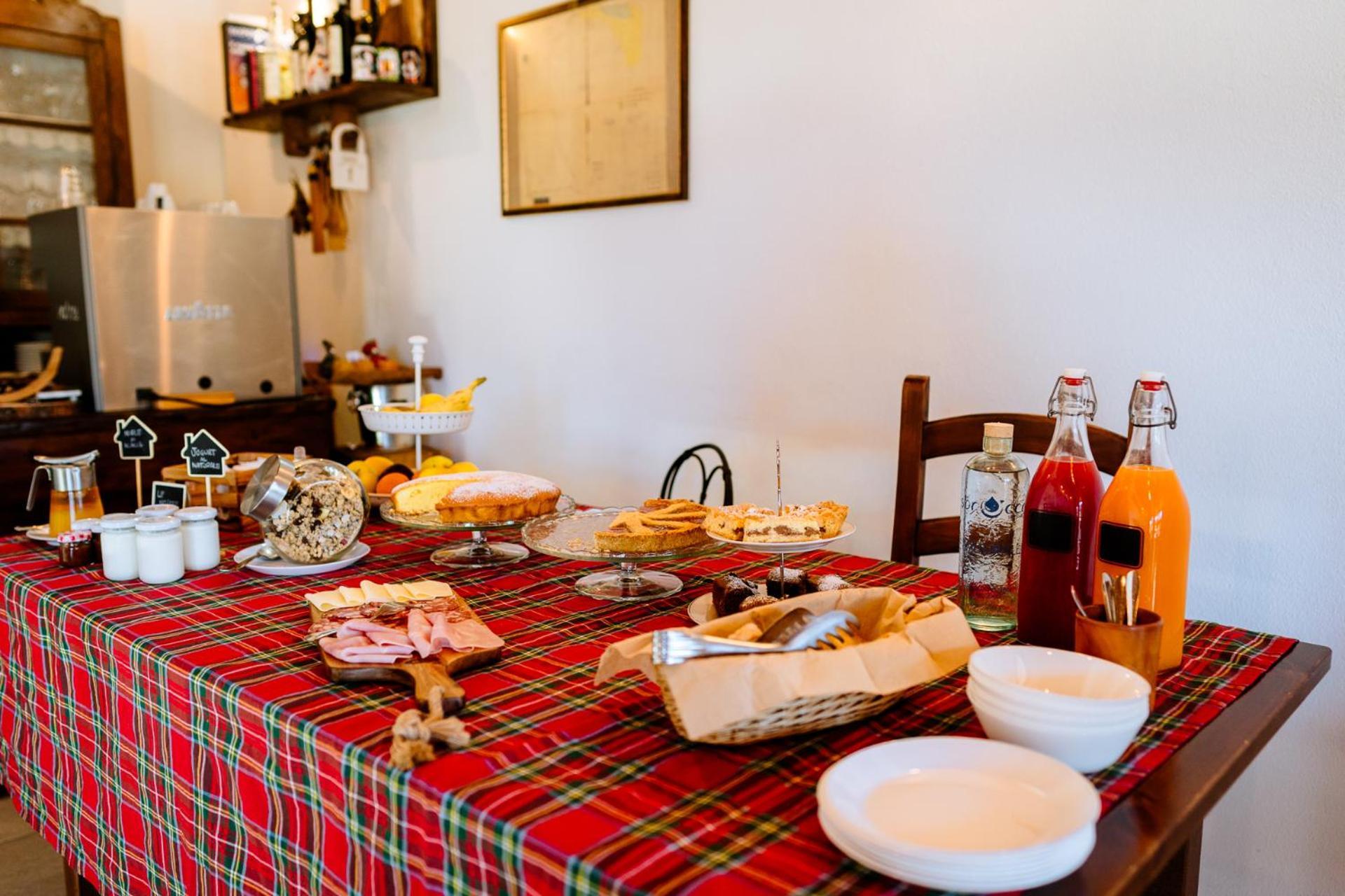 Agriturismo Giu Al Pozzo Gavorrano Bagian luar foto